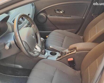 Серый Рено Меган, объемом двигателя 1.6 л и пробегом 52 тыс. км за 8990 $, фото 12 на Automoto.ua