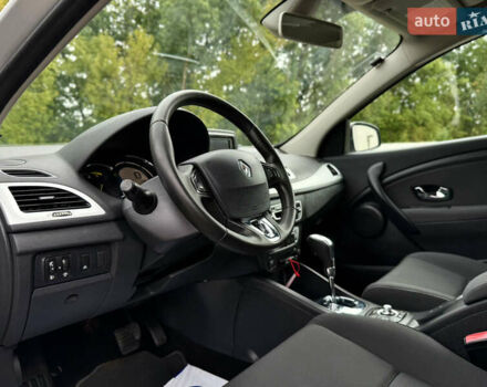 Серый Рено Меган, объемом двигателя 1.5 л и пробегом 198 тыс. км за 8199 $, фото 18 на Automoto.ua