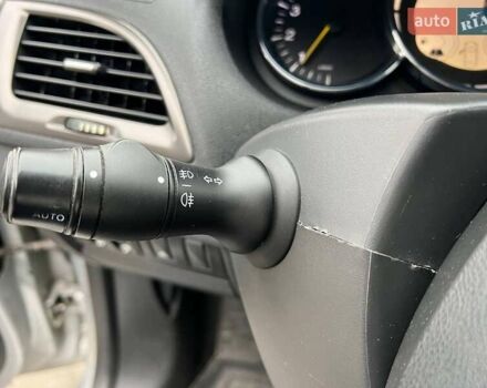 Серый Рено Меган, объемом двигателя 1.5 л и пробегом 228 тыс. км за 7690 $, фото 25 на Automoto.ua