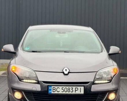 Рено Меган 2013 в Самборе на Automoto.ua Серый Рено Меган, объемом двигателя 1.46 л и пробегом 267 тыс. км за 7950 $, фото 2 на Automoto.ua