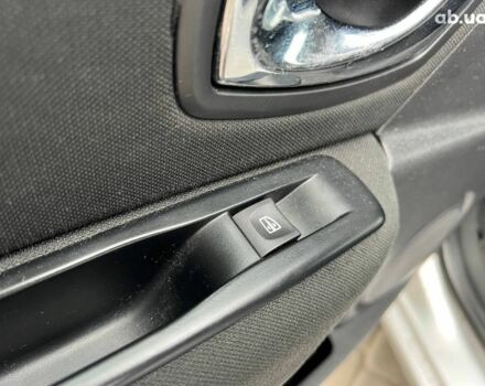 Серый Рено Меган, объемом двигателя 1.5 л и пробегом 228 тыс. км за 7690 $, фото 35 на Automoto.ua