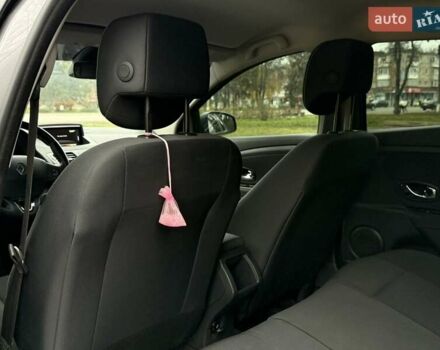 Серый Рено Меган, объемом двигателя 1.2 л и пробегом 92 тыс. км за 6990 $, фото 19 на Automoto.ua