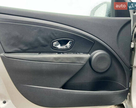 Серый Рено Меган, объемом двигателя 1.5 л и пробегом 228 тыс. км за 7690 $, фото 14 на Automoto.ua