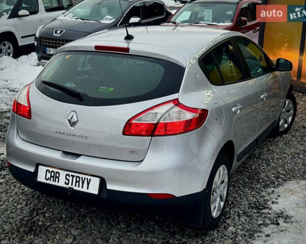 Серый Рено Меган, объемом двигателя 1.5 л и пробегом 249 тыс. км за 6999 $, фото 23 на Automoto.ua