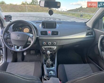 Серый Рено Меган, объемом двигателя 1.5 л и пробегом 286 тыс. км за 7200 $, фото 3 на Automoto.ua