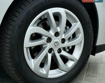 Сірий Рено Меган, об'ємом двигуна 1.5 л та пробігом 198 тис. км за 8599 $, фото 40 на Automoto.ua