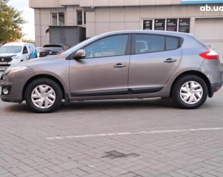 Серый Рено Меган, объемом двигателя 1.6 л и пробегом 52 тыс. км за 8990 $, фото 3 на Automoto.ua