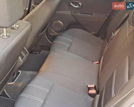Рено Меган 2013 в Одессе на Automoto.ua Серый Рено Меган, объемом двигателя 1.6 л и пробегом 52 тыс. км за 8990 $, фото 14 на Automoto.ua