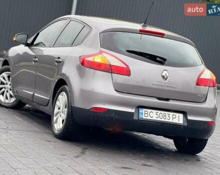 Рено Меган 2013 в Самборе на Automoto.ua Серый Рено Меган, объемом двигателя 1.46 л и пробегом 267 тыс. км за 7950 $, фото 19 на Automoto.ua