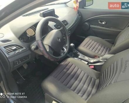 Серый Рено Меган, объемом двигателя 1.5 л и пробегом 226 тыс. км за 8300 $, фото 47 на Automoto.ua