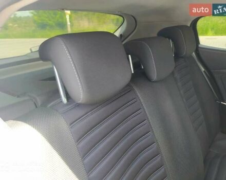 Серый Рено Меган, объемом двигателя 1.5 л и пробегом 226 тыс. км за 8300 $, фото 62 на Automoto.ua