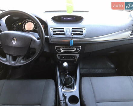 Серый Рено Меган, объемом двигателя 1.46 л и пробегом 400 тыс. км за 6700 $, фото 11 на Automoto.ua