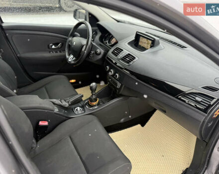 Серый Рено Меган, объемом двигателя 1.5 л и пробегом 200 тыс. км за 4650 $, фото 15 на Automoto.ua