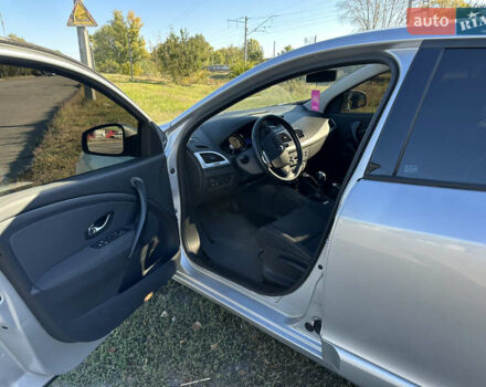 Рено Меган 2013 в Кременчуге на Automoto.ua Серый Рено Меган, объемом двигателя 1.2 л и пробегом 260 тыс. км за 6100 $, фото 15 на Automoto.ua