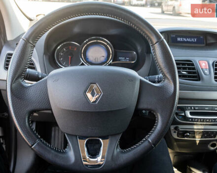 Серый Рено Меган, объемом двигателя 1.46 л и пробегом 113 тыс. км за 8500 $, фото 10 на Automoto.ua