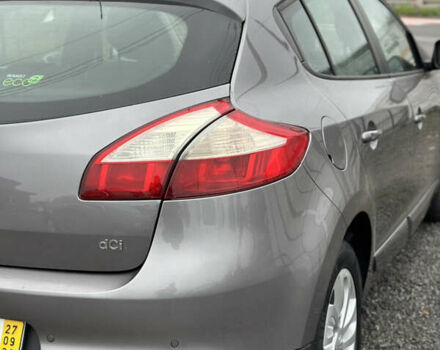 Серый Рено Меган, объемом двигателя 1.5 л и пробегом 193 тыс. км за 8100 $, фото 16 на Automoto.ua