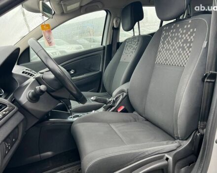 Серый Рено Меган, объемом двигателя 1.5 л и пробегом 228 тыс. км за 7690 $, фото 17 на Automoto.ua