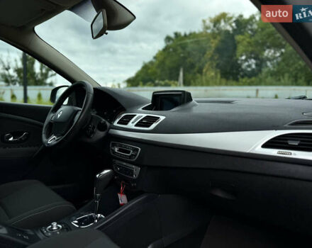 Серый Рено Меган, объемом двигателя 1.5 л и пробегом 198 тыс. км за 8199 $, фото 34 на Automoto.ua