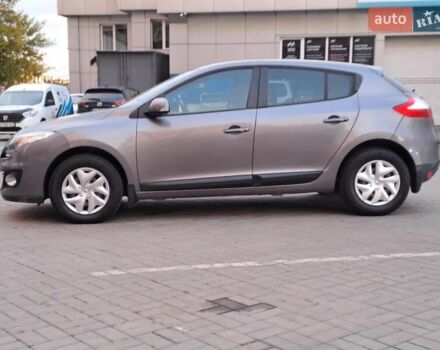 Рено Меган 2013 в Одессе на Automoto.ua Серый Рено Меган, объемом двигателя 1.6 л и пробегом 52 тыс. км за 8990 $, фото 3 на Automoto.ua