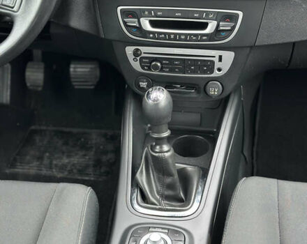 Серый Рено Меган, объемом двигателя 1.5 л и пробегом 193 тыс. км за 8100 $, фото 27 на Automoto.ua