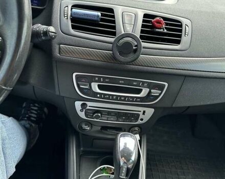 Сірий Рено Меган, об'ємом двигуна 1.46 л та пробігом 227 тис. км за 7200 $, фото 12 на Automoto.ua