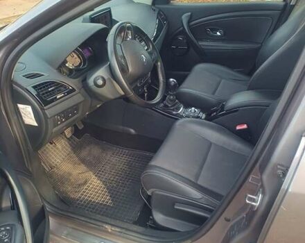 Сірий Рено Меган, об'ємом двигуна 1.5 л та пробігом 259 тис. км за 8500 $, фото 5 на Automoto.ua