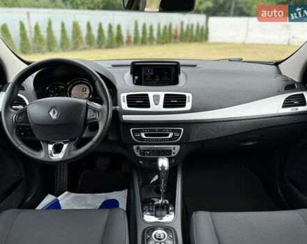 Сірий Рено Меган, об'ємом двигуна 1.5 л та пробігом 198 тис. км за 8599 $, фото 24 на Automoto.ua