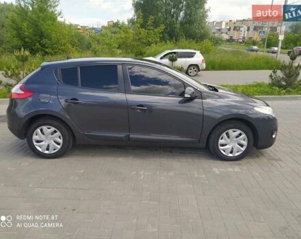 Серый Рено Меган, объемом двигателя 1.5 л и пробегом 226 тыс. км за 8300 $, фото 3 на Automoto.ua