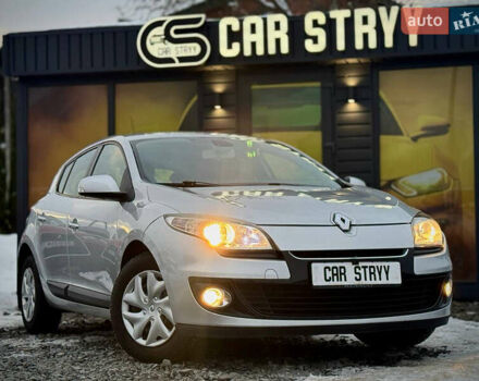 Серый Рено Меган, объемом двигателя 1.5 л и пробегом 249 тыс. км за 6999 $, фото 10 на Automoto.ua