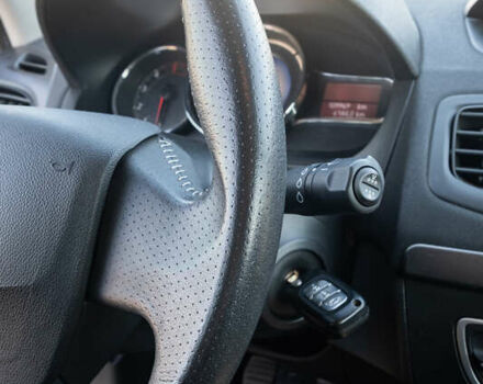 Серый Рено Меган, объемом двигателя 1.46 л и пробегом 113 тыс. км за 8500 $, фото 15 на Automoto.ua