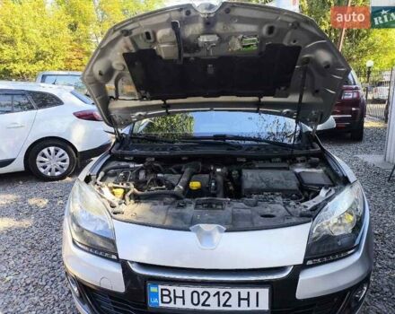 Сірий Рено Меган, об'ємом двигуна 1.5 л та пробігом 245 тис. км за 7500 $, фото 2 на Automoto.ua