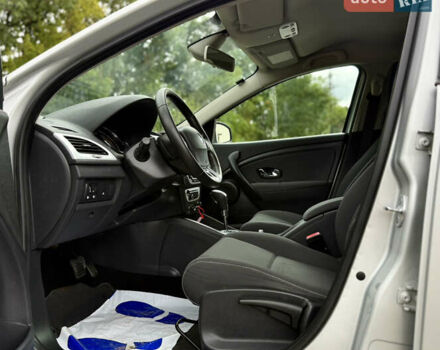 Серый Рено Меган, объемом двигателя 1.5 л и пробегом 198 тыс. км за 8499 $, фото 20 на Automoto.ua