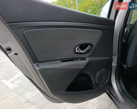 Серый Рено Меган, объемом двигателя 1.5 л и пробегом 207 тыс. км за 7700 $, фото 17 на Automoto.ua