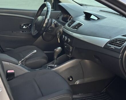 Серый Рено Меган, объемом двигателя 1.5 л и пробегом 276 тыс. км за 6950 $, фото 10 на Automoto.ua