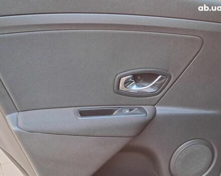 Серый Рено Меган, объемом двигателя 1.6 л и пробегом 52 тыс. км за 8990 $, фото 13 на Automoto.ua