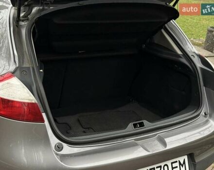 Серый Рено Меган, объемом двигателя 1.2 л и пробегом 92 тыс. км за 6990 $, фото 11 на Automoto.ua