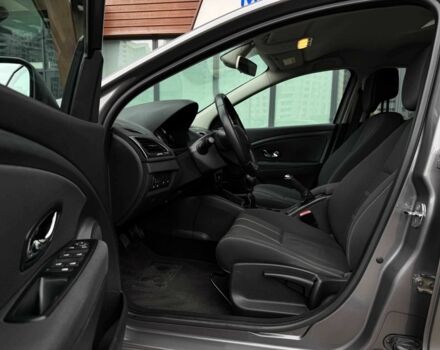 Рено Меган 2014 в Киеве на Automoto.ua Серый Рено Меган, объемом двигателя 1.5 л и пробегом 259 тыс. км за 7450 $, фото 13 на Automoto.ua