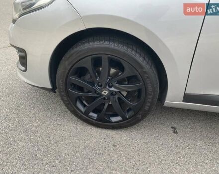 Рено Меган 2014 в Днепре (Днепропетровске) на Automoto.ua Серый Рено Меган, объемом двигателя 1.46 л и пробегом 248 тыс. км за 7500 $, фото 17 на Automoto.ua