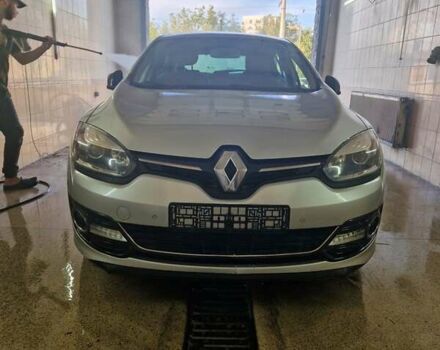 Рено Меган 2014 в Луцке на Automoto.ua Серый Рено Меган, объемом двигателя 1.6 л и пробегом 275 тыс. км за 7800 $, фото 5 на Automoto.ua