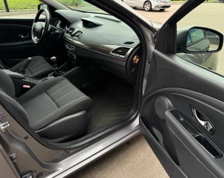 Рено Меган 2014 в Киеве на Automoto.ua Серый Рено Меган, объемом двигателя 1.5 л и пробегом 259 тыс. км за 7450 $, фото 14 на Automoto.ua