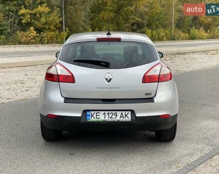 Рено Меган 2014 в Днепре (Днепропетровске) на Automoto.ua Серый Рено Меган, объемом двигателя 1.46 л и пробегом 248 тыс. км за 7500 $, фото 4 на Automoto.ua