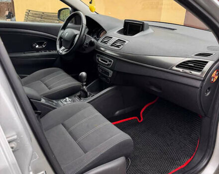 Серый Рено Меган, объемом двигателя 1.5 л и пробегом 246 тыс. км за 8500 $, фото 6 на Automoto.ua