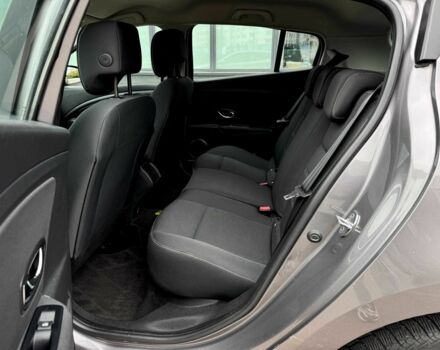 Рено Меган 2014 в Киеве на Automoto.ua Серый Рено Меган, объемом двигателя 1.5 л и пробегом 259 тыс. км за 7450 $, фото 19 на Automoto.ua