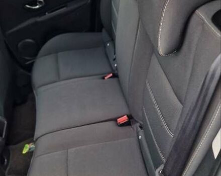 Серый Рено Меган, объемом двигателя 1.6 л и пробегом 264 тыс. км за 7700 $, фото 38 на Automoto.ua