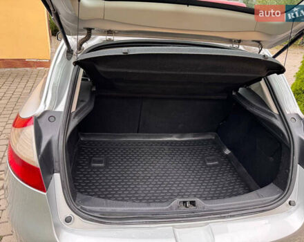 Серый Рено Меган, объемом двигателя 1.5 л и пробегом 246 тыс. км за 8500 $, фото 5 на Automoto.ua