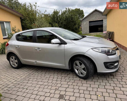 Серый Рено Меган, объемом двигателя 1.5 л и пробегом 246 тыс. км за 8500 $, фото 3 на Automoto.ua