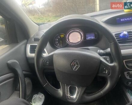 Серый Рено Меган, объемом двигателя 1.46 л и пробегом 320 тыс. км за 7299 $, фото 5 на Automoto.ua