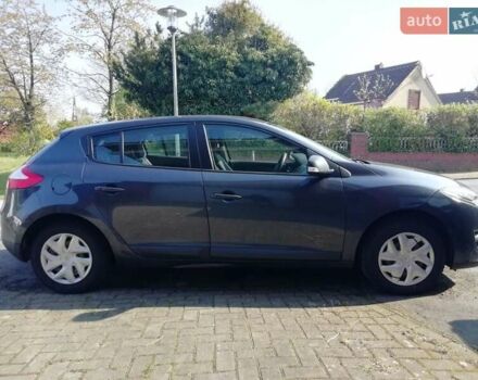 Серый Рено Меган, объемом двигателя 1.5 л и пробегом 146 тыс. км за 7999 $, фото 5 на Automoto.ua