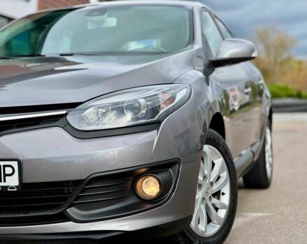 Рено Меган 2014 в Киеве на Automoto.ua Серый Рено Меган, объемом двигателя 1.5 л и пробегом 259 тыс. км за 7450 $, фото 2 на Automoto.ua