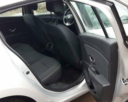 Серый Рено Меган, объемом двигателя 1.5 л и пробегом 217 тыс. км за 7555 $, фото 11 на Automoto.ua